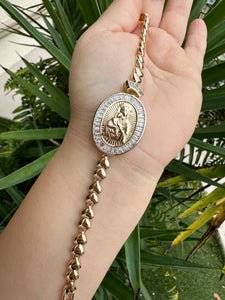 Round Clear stone Virgencita bracelet